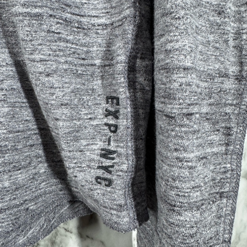 Express Crew Neck Shirt Mens Size Medium Grey Long Sleeve - Picture 4 of 4